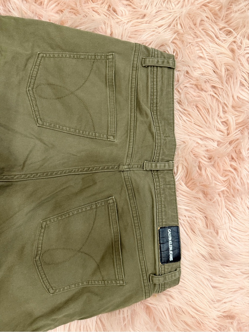 Calvin Klein Jeans Women's Olive Straight Leg Jeans